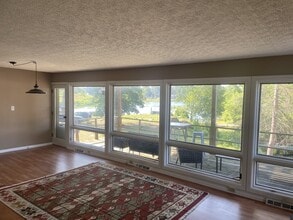 4335 Ormond Dr, Unit 1 in New Franklin, OH - Building Photo - Building Photo