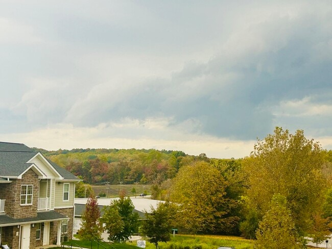 1780 W Sunstone Dr in Bloomington, IN - Building Photo - Building Photo