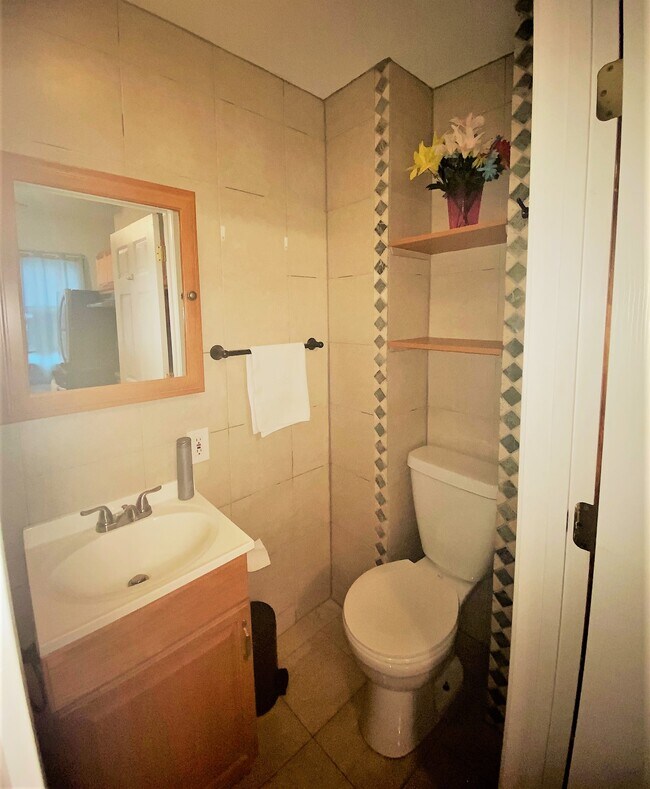 62 Chelsea St in Boston, MA - Building Photo - Building Photo