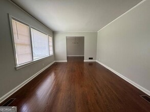 2225 Alpha Dr, Unit Room 2 in Decatur, GA - Building Photo - Building Photo