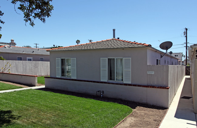 933-939 Missouri St in San Diego, CA - Building Photo - Building Photo