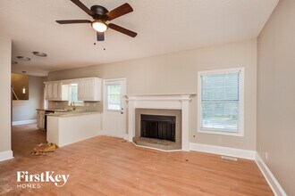 4781 Meadowlark Dr SE in Conyers, GA - Foto de edificio - Building Photo