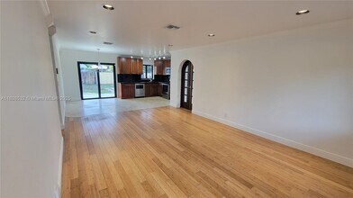 7161 Pershing St in Hollywood, FL - Foto de edificio - Building Photo