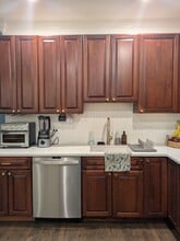 1519 W Thomas St, Unit 1B in Chicago, IL - Building Photo - Building Photo