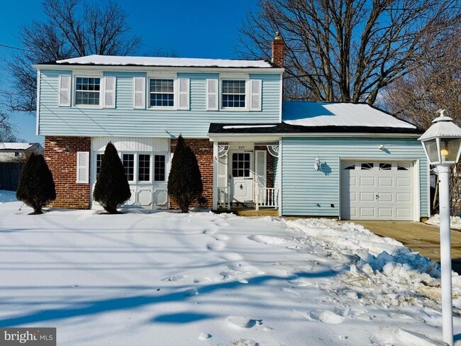 property at 220 Somerdale Rd