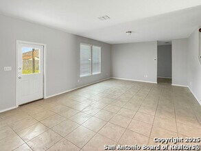 8734 Anton Schumann Dr in Converse, TX - Building Photo - Building Photo
