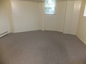 270 Fisher Ave in White Plains, NY - Building Photo - Building Photo