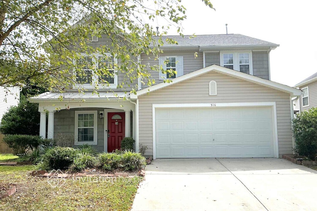 516 Pebblestone Dr in Durham, NC - Foto de edificio