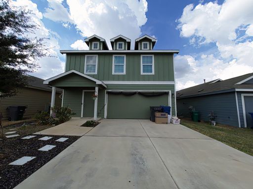 12039 Still Pass in San Antonio, TX - Building Photo