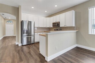 14290 Reflection Lakes Dr in Ft. Myers, FL - Building Photo - Building Photo