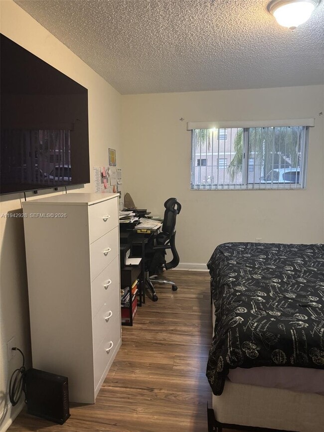 property at 2565 W 56th St