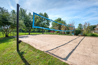 University Forest - Student Housing in Houston, TX - Building Photo - Building Photo