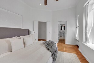 11 Cazenove St, Unit 4 in Boston, MA - Building Photo