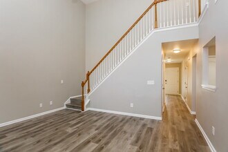 6805 White Walnut Way in Braselton, GA - Foto de edificio - Building Photo