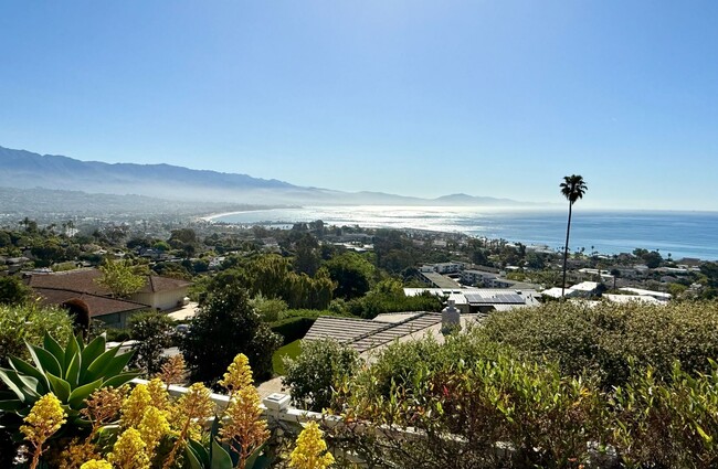 property at 1129 Harbor Hills Dr