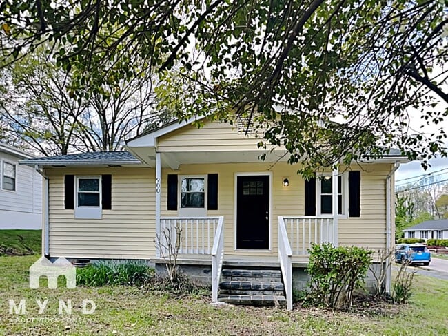 property at 900 Chalmers St