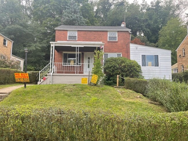 123 MacFarlane Dr in Pittsburgh, PA - Building Photo - Building Photo
