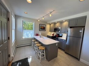 92 Main St in Ludlow, VT - Building Photo - Building Photo