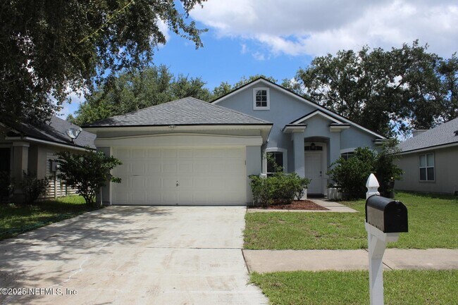 8037 Welbeck Ln in Jacksonville, FL - Building Photo - Building Photo