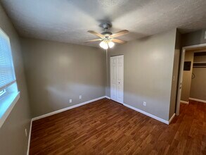 3104 Fordhaven Rd in Louisville, KY - Building Photo - Building Photo
