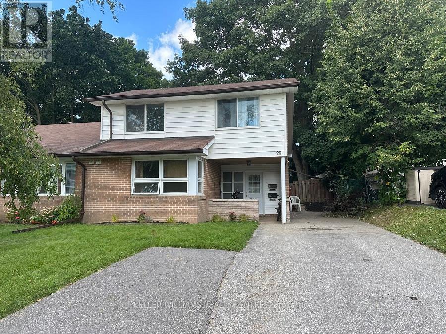 20 Queen St in Barrie, ON - Building Photo