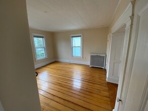 11 Clarendon Ave, Unit 2 in Somerville, MA - Building Photo - Building Photo