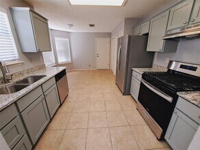 611 Wagon Wheel Trail in Pflugerville, TX - Building Photo - Building Photo