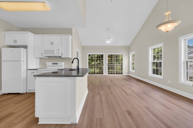 5038 Belleglen Ct in Myrtle Beach, SC - Building Photo - Building Photo