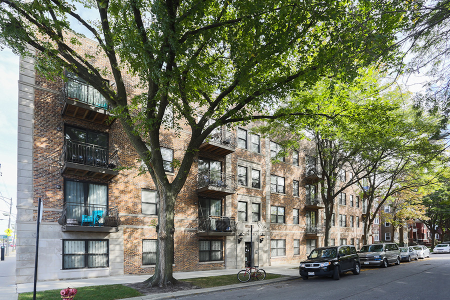 Lincoln Square Commons - 4759 N Maplewood Ave in Chicago, IL - Building Photo