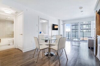 99 Howard St in Toronto, ON - Building Photo - Building Photo