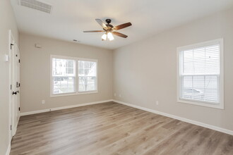 214 Makayla Ct in Fort Mill, SC - Building Photo - Building Photo