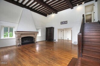 2607 Puesta del Sol in Santa Barbara, CA - Building Photo - Building Photo