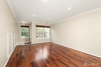 302 Berkshire Dr in Princeton, NJ - Building Photo - Building Photo