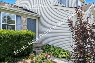 1850 Winding Hollow Dr in Grove City, OH - Building Photo - Building Photo