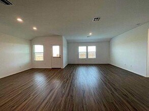 601 Chickasaw Ln in Hutto, TX - Building Photo - Building Photo