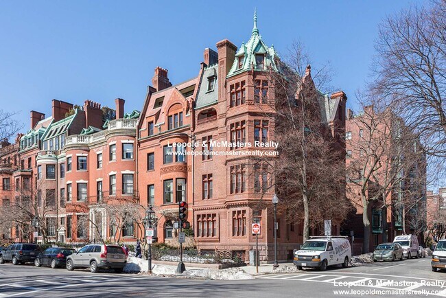 195 Commonwealth Ave, Unit 3 in Boston, MA - Building Photo - Building Photo