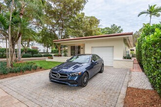 1301 Lisbon St in Coral Gables, FL - Building Photo - Building Photo