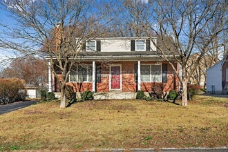 1255 St Antoine St in Florissant, MO - Building Photo - Building Photo