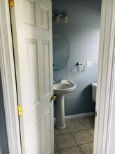 2720 State St, Unit 13 in Hamden, CT - Building Photo - Building Photo