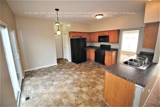 630 David St in Lake In The Hills, IL - Building Photo - Building Photo