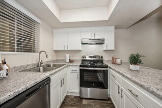 Butler Ridge in Glendale, AZ - Foto de edificio - Building Photo
