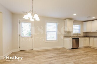 6631 Rockwell Blvd W in Charlotte, NC - Building Photo - Building Photo