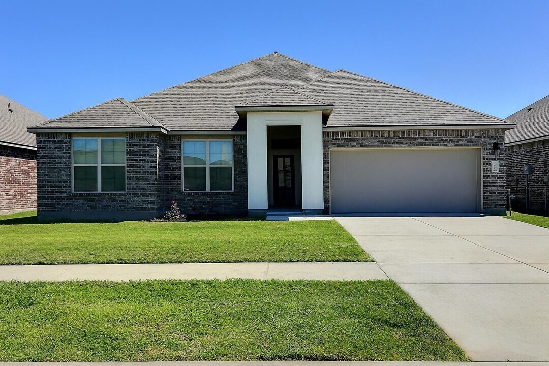4667 Teallach Way in Lake Charles, LA - Building Photo