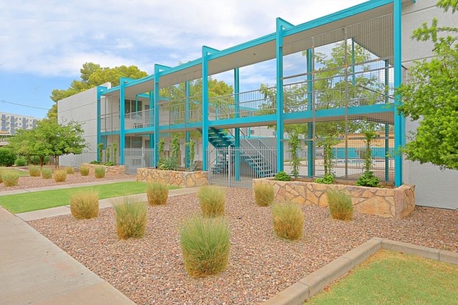 George Ann in Tempe, AZ - Foto de edificio - Building Photo