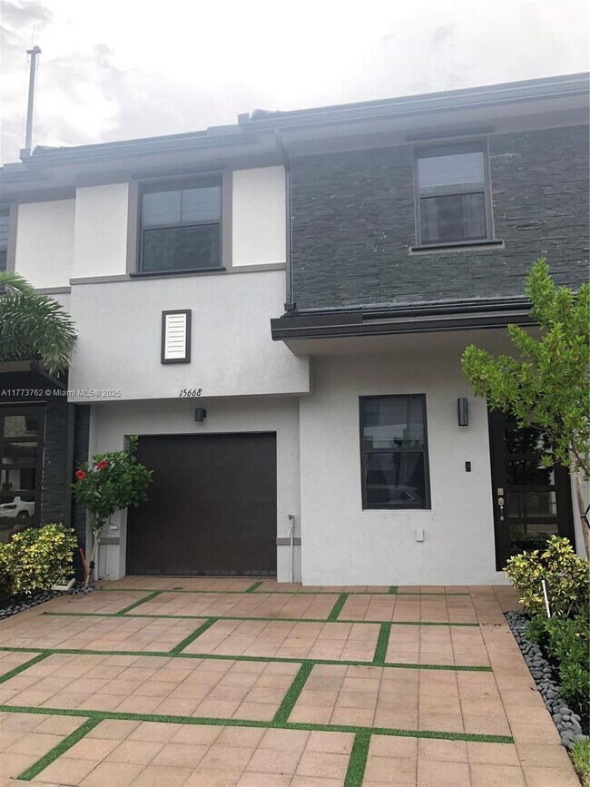 property at 15668 NW 91st Ct