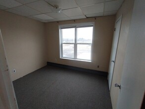211 North Ave in Carlton, MN - Foto de edificio - Building Photo