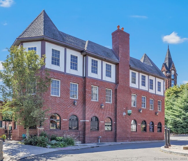 property at 93 N Main St