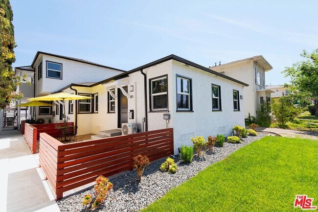 815 W Glenoaks Blvd, Unit 34 in Glendale, CA - Building Photo - Building Photo