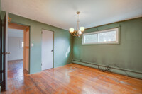 106 Fisk Dr in Newington, CT - Building Photo - Building Photo