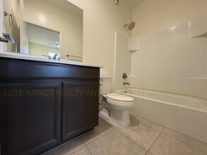 6358 E Via Valdivia in Tucson, AZ - Building Photo - Building Photo